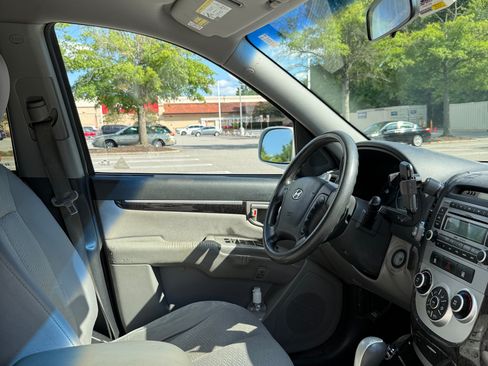 Used 2008 Hyundai Santa Fe GLS FWD image 14