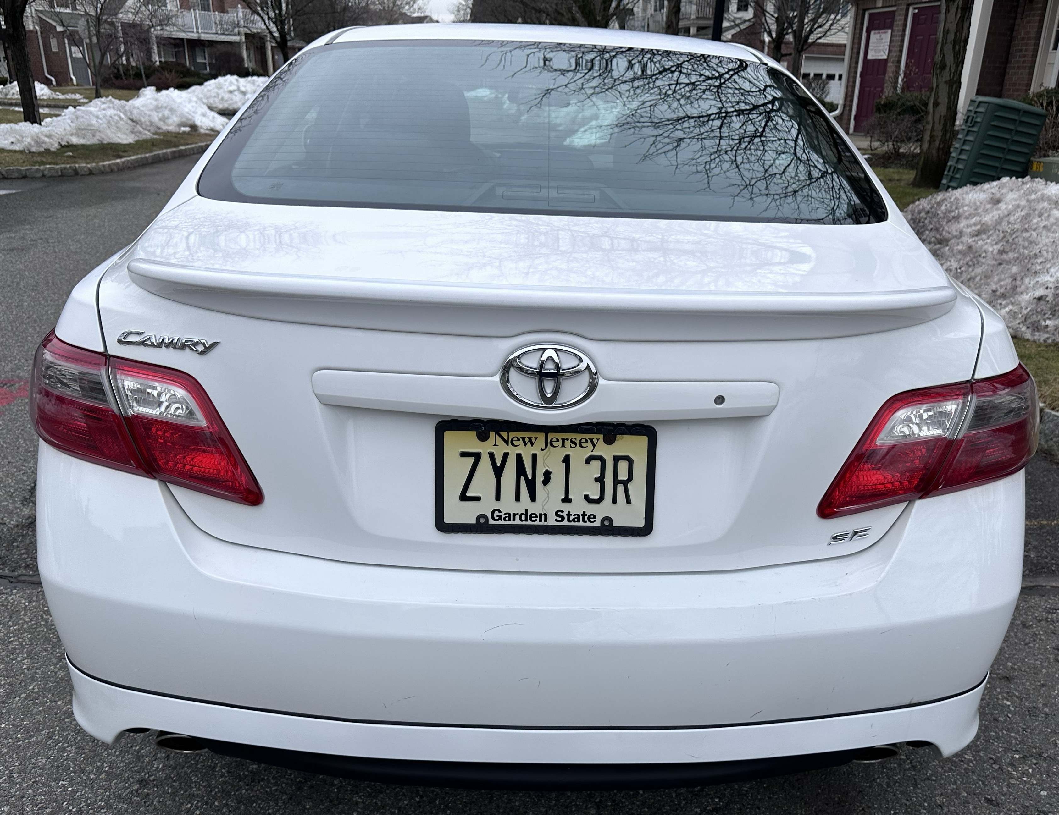 Used 2007 Toyota Camry SE w/ Package #2 FWD image 4