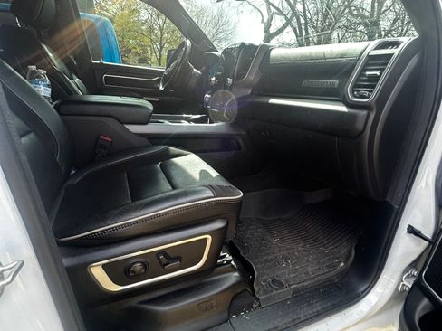 Used 2023 RAM 1500 Laramie image 6