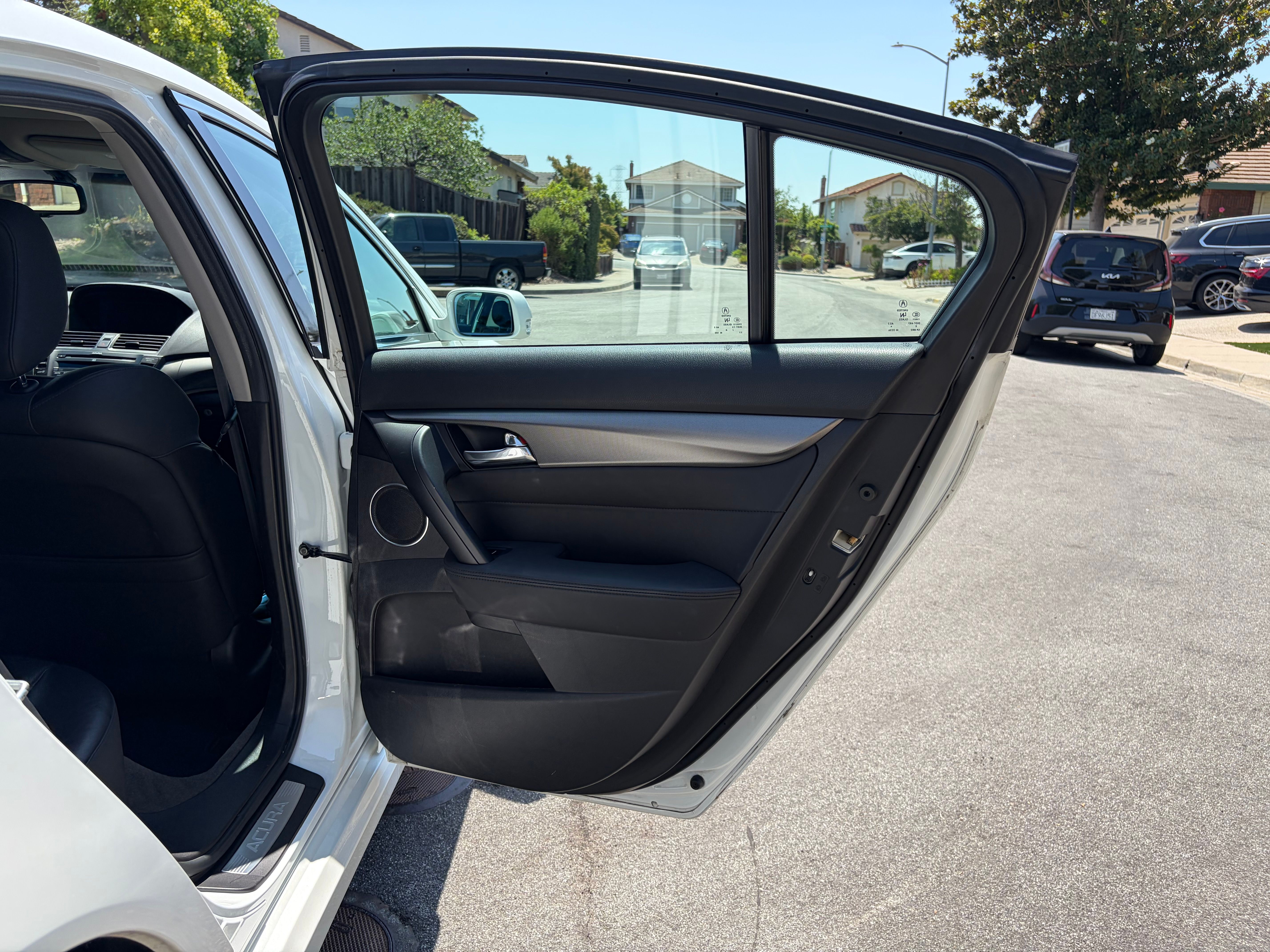 Used 2012 Acura TL w/ Technology Package FWD image 17