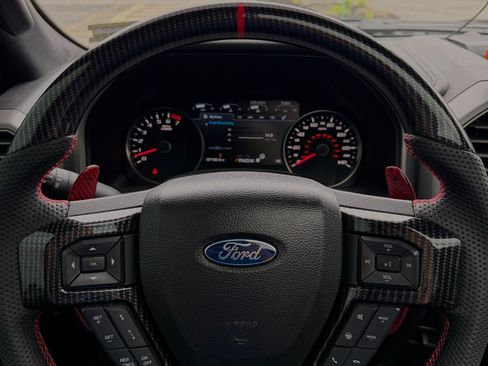 Used 2018 Ford F150 Raptor w/ Equipment Group 802A Luxury AWD/4WD image 6