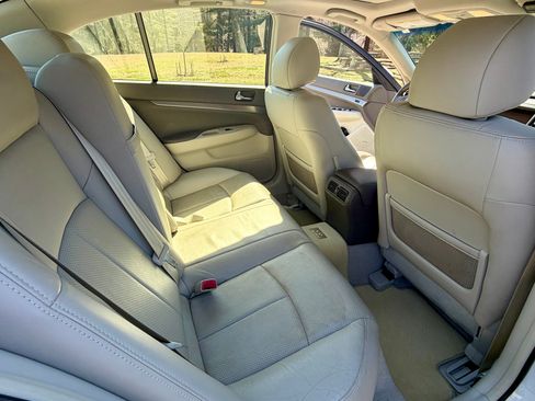 Used 2013 INFINITI G37 x Sedan w/ Premium Pkg image 17