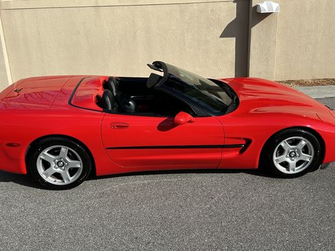 Used 1999 Chevrolet Corvette Convertible w/ Memory Pkg image 5