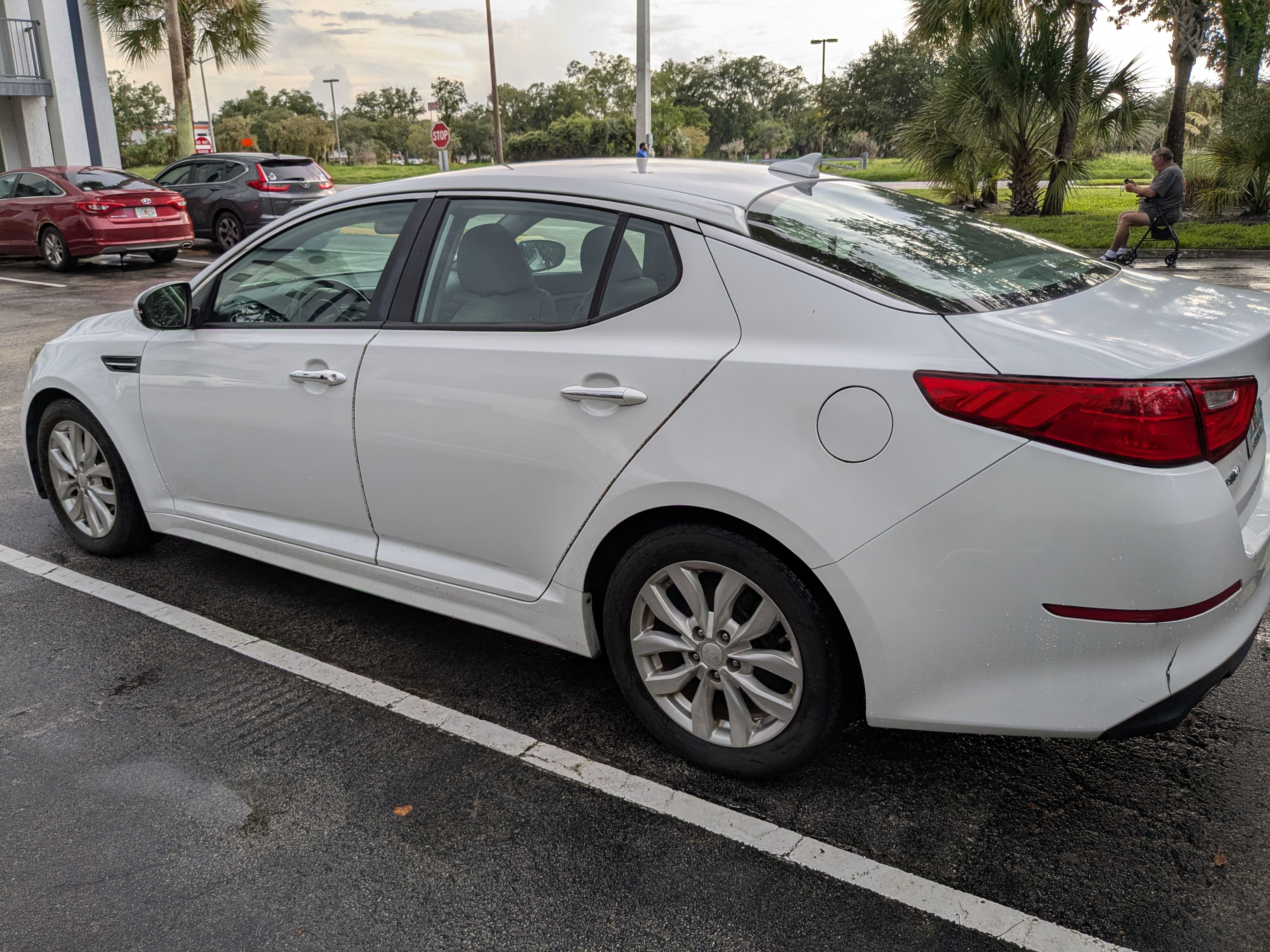 Used 2015 Kia Optima EX FWD image 2