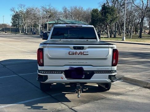 Used 2021 GMC Sierra 2500 Denali w/ Denali Ultimate Package image 9