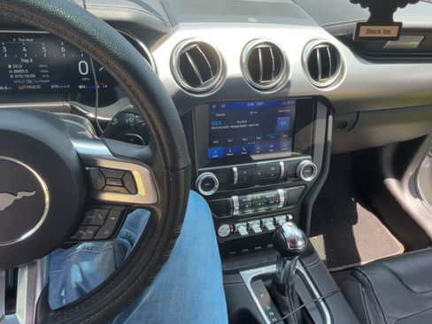 Used 2021 Ford Mustang GT Premium w/ Equipment Group 401A RWD image 9