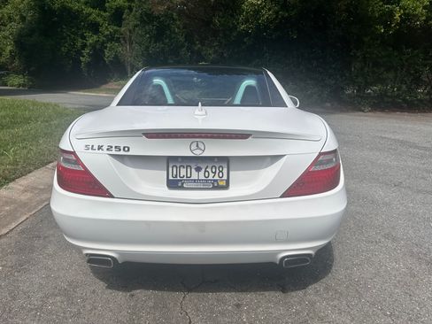 Used 2014 Mercedes-Benz SLK 250 image 15