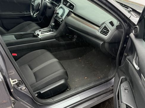 Used 2019 Honda Civic EX image 17