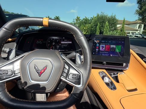 Used 2024 Chevrolet Corvette Stingray Premium Conv w/ Z51 Performance Package RWD image 26