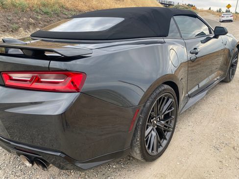 Used 2017 Chevrolet Camaro ZL1 image 19