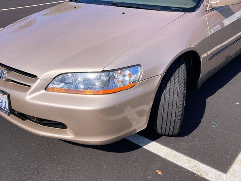Used 2000 Honda Accord LX image 21