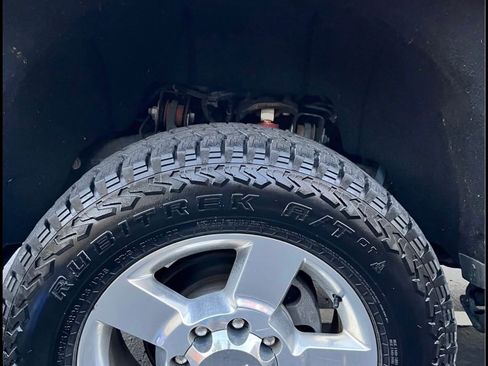 Used 2016 Chevrolet Silverado 2500 LTZ w/ Duramax Plus Package image 11