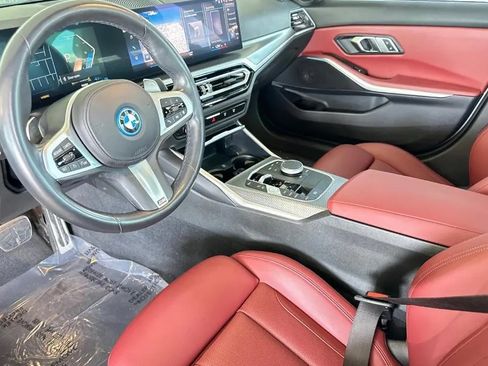 Used 2023 BMW 330e w/ M Sport Package RWD image 18