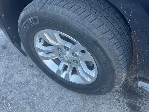 Used 2016 Chevrolet Tahoe LT image 14