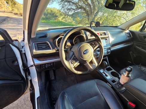 Used 2016 Subaru Outback 2.5i Limited w/ Popular Package #4 image 8