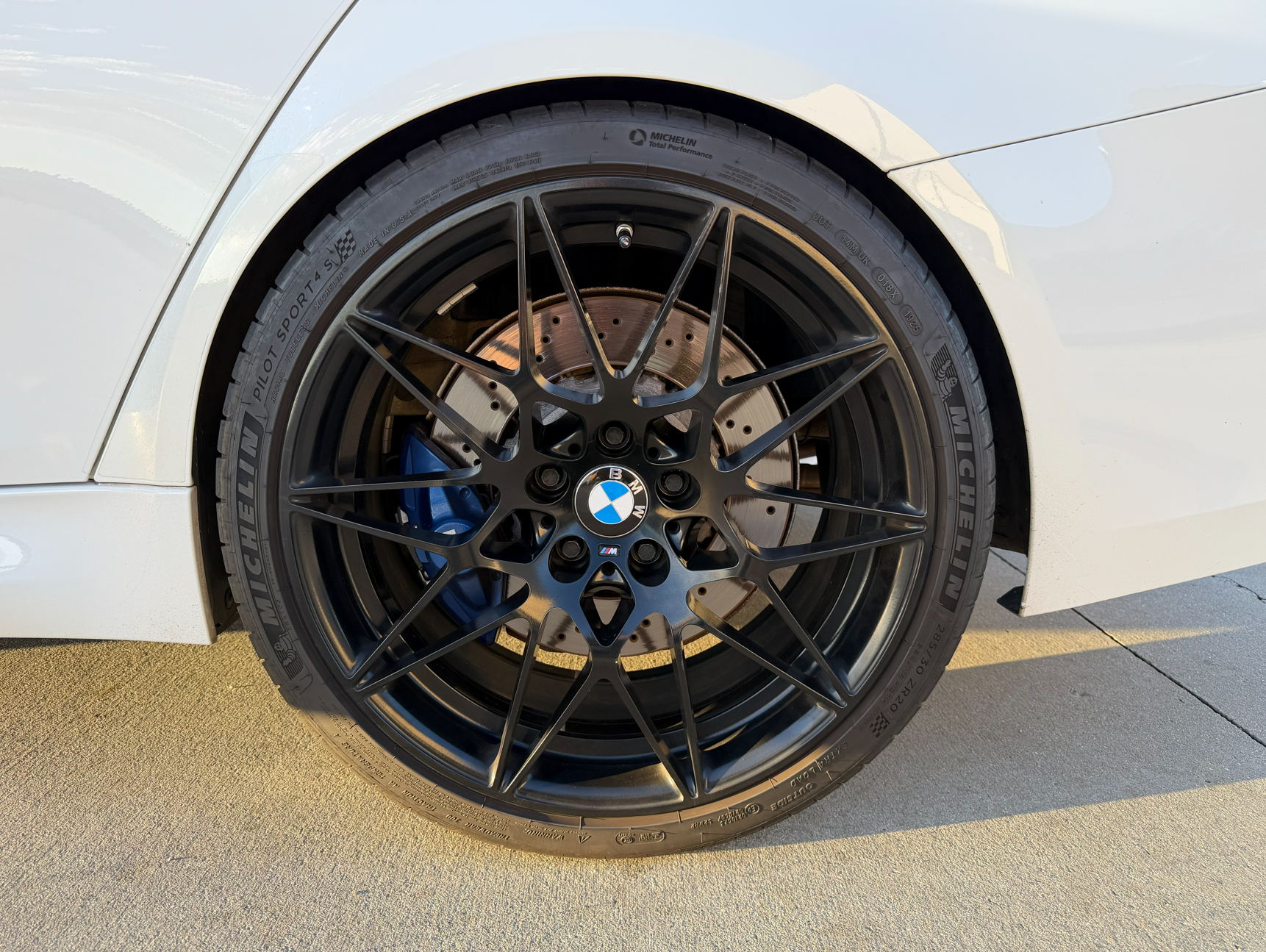 Used 2017 BMW M3 RWD image 17