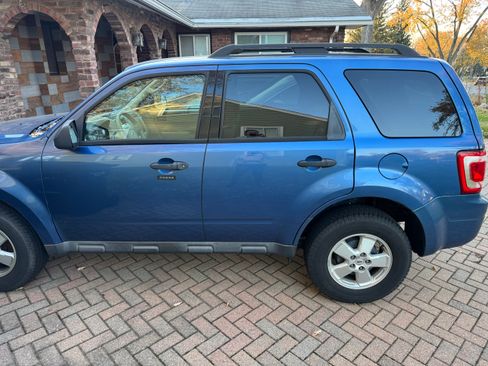 Used 2010 Ford Escape XLT image 6