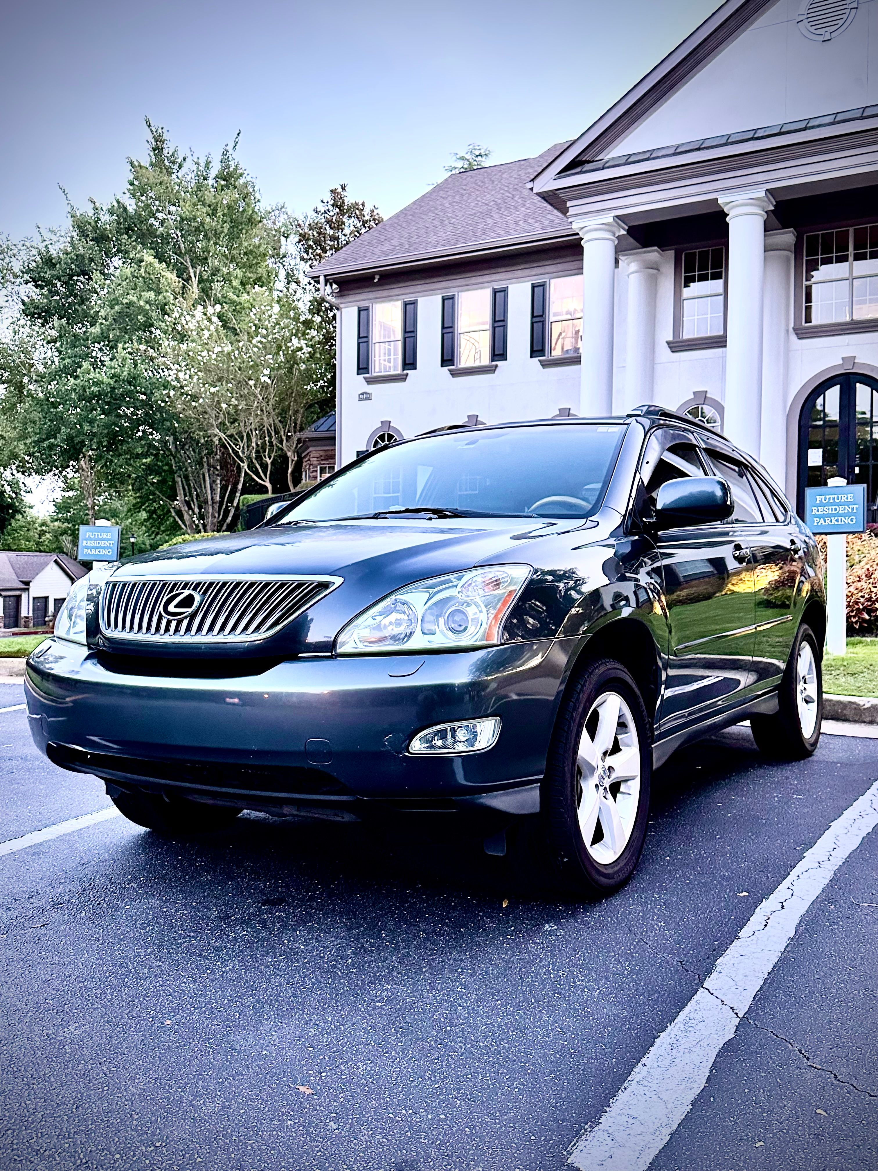 Used 2006 Lexus RX 330 w/ Premium Plus Pkg FWD image 1