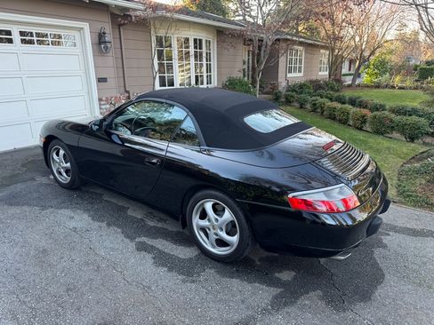 Used 1999 Porsche 911 Carrera image 10