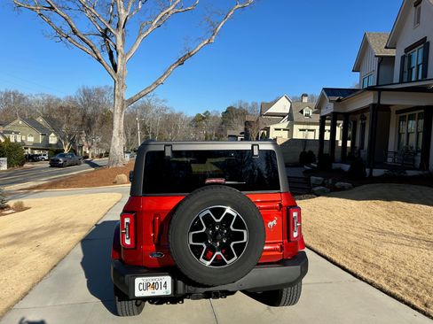 Used 2022 Ford Bronco Outer Banks image 6