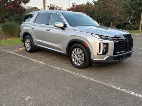 Used 2024 Hyundai Palisade SEL image 6