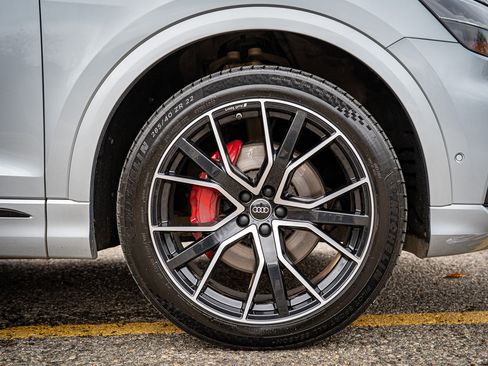 Used 2023 Audi Q8 Premium Plus w/ Premium Plus Package image 8