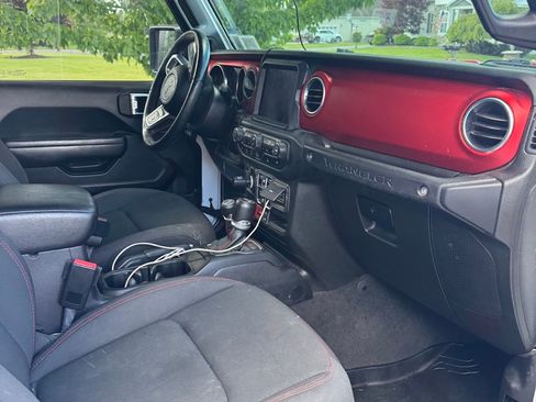 Used 2021 Jeep Wrangler Unlimited Rubicon AWD/4WD image 6