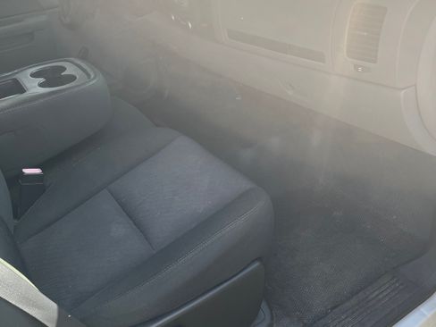 Used 2013 Chevrolet Silverado 1500 W/T RWD image 6