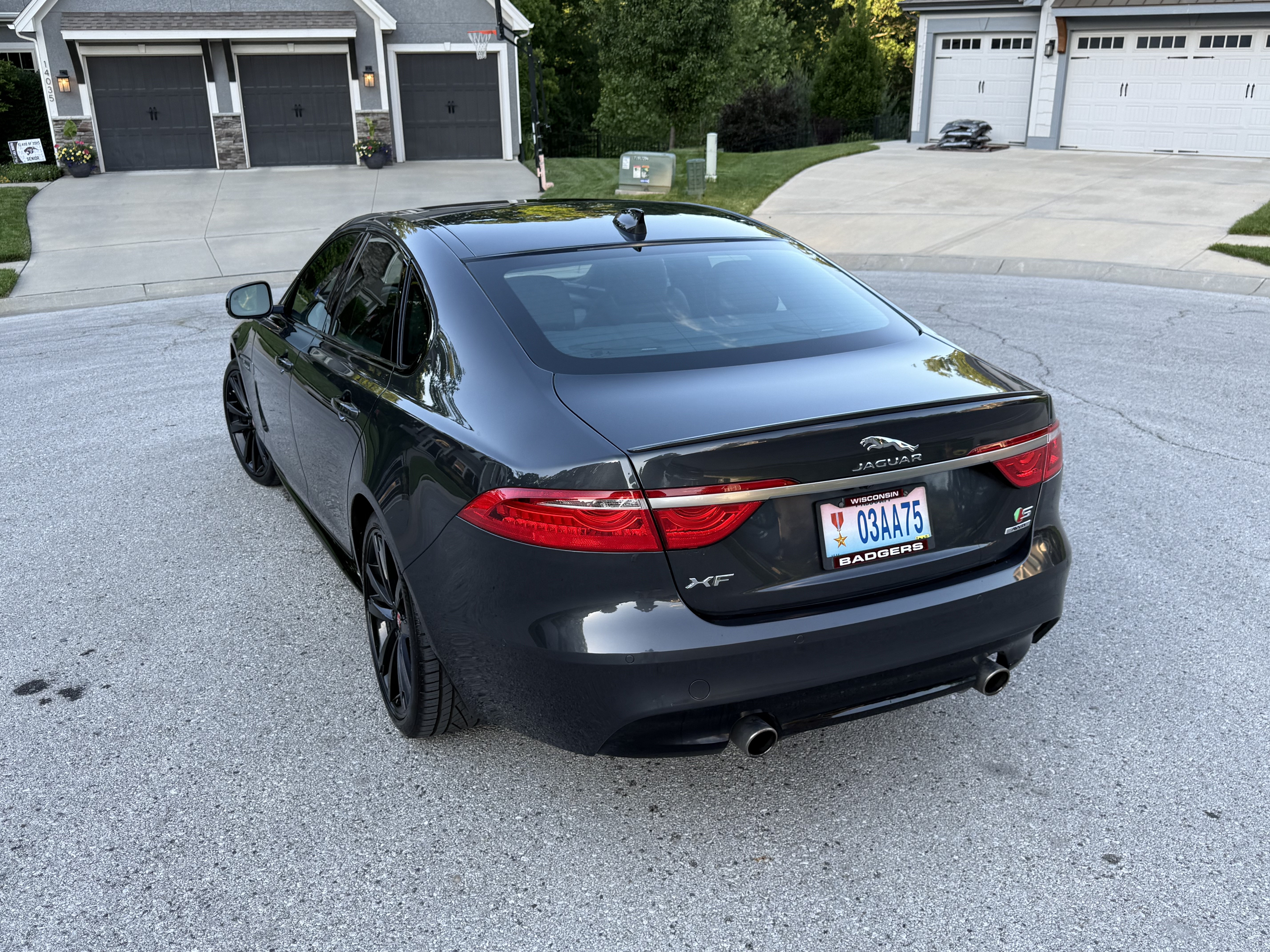 Used 2020 Jaguar XF S AWD/4WD image 4