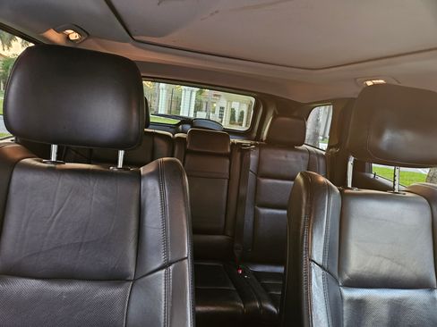 Used 2011 Jeep Grand Cherokee Limited w/ Trailer Tow Group image 12