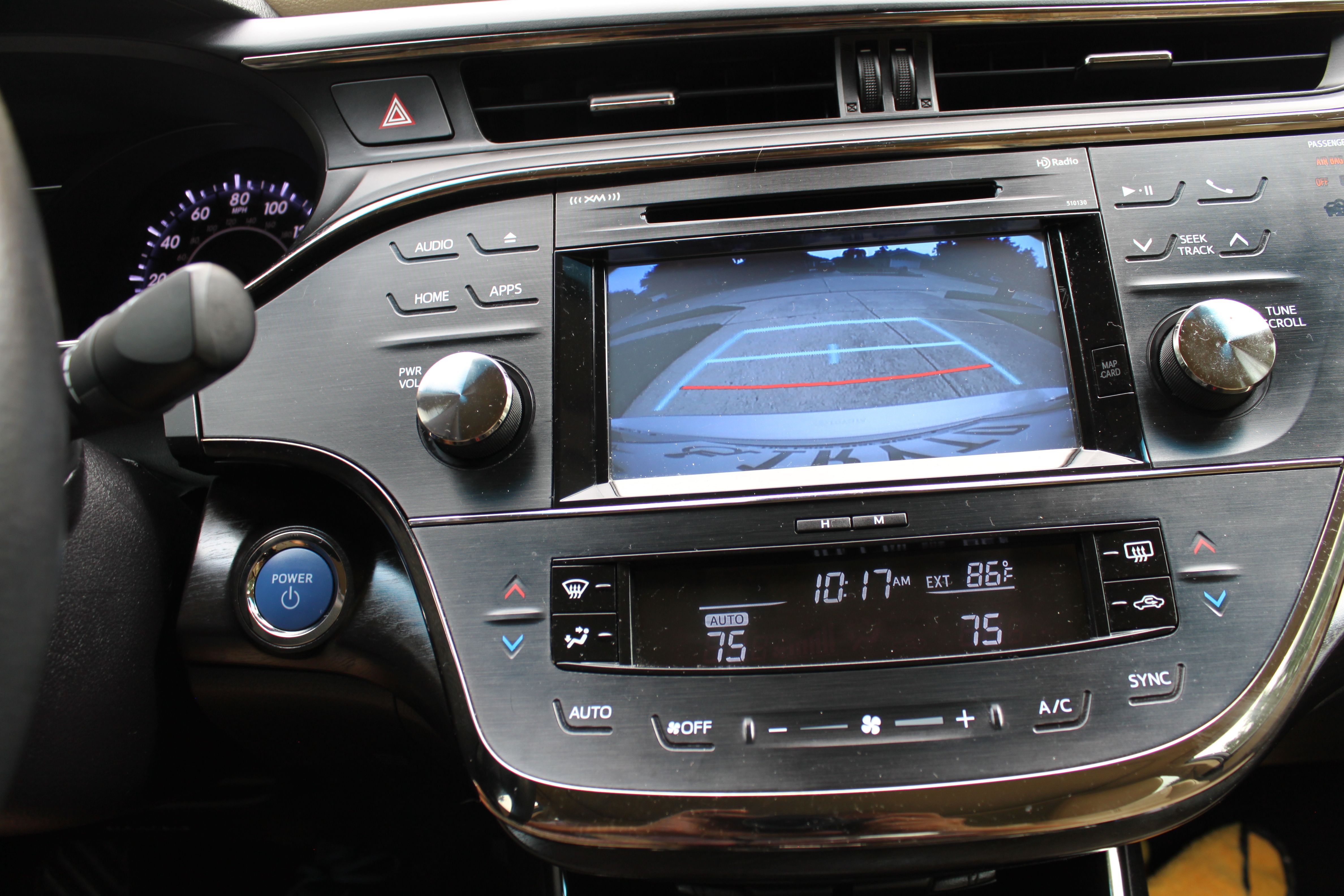 Used 2018 Toyota Avalon XLE Premium FWD image 31
