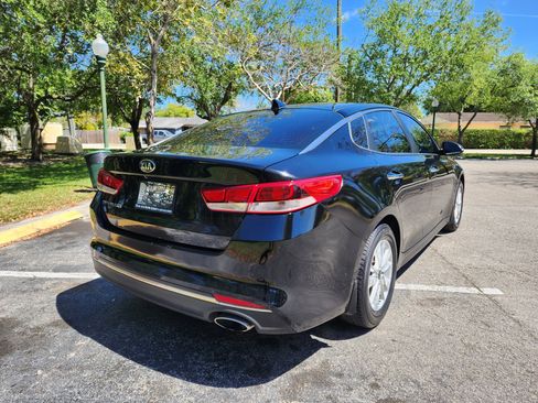 Used 2018 Kia Optima LX image 9