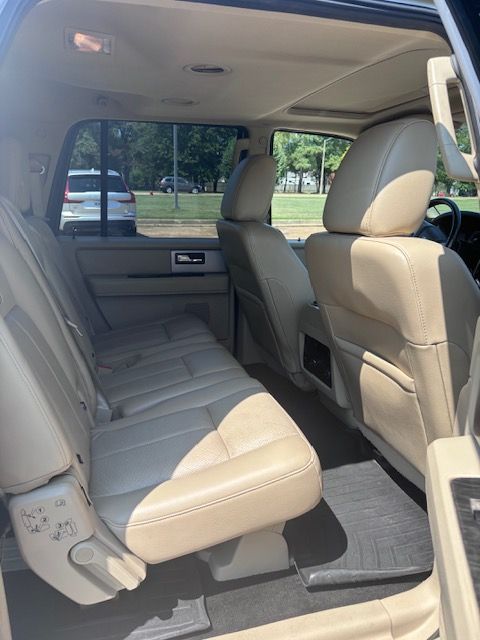 Used 2017 Ford Expedition EL Limited w/ Equipment Group 301A RWD image 13