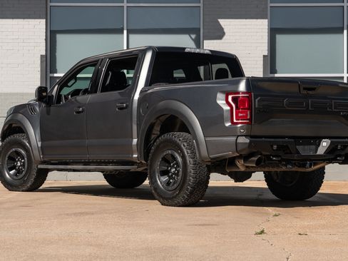 Used 2018 Ford F150 Raptor w/ Equipment Group 802A Luxury image 8