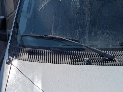 Used 2008 Ford E-150 and Econoline 150 image 2