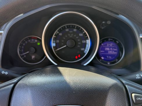 Used 2018 Honda Fit LX image 10