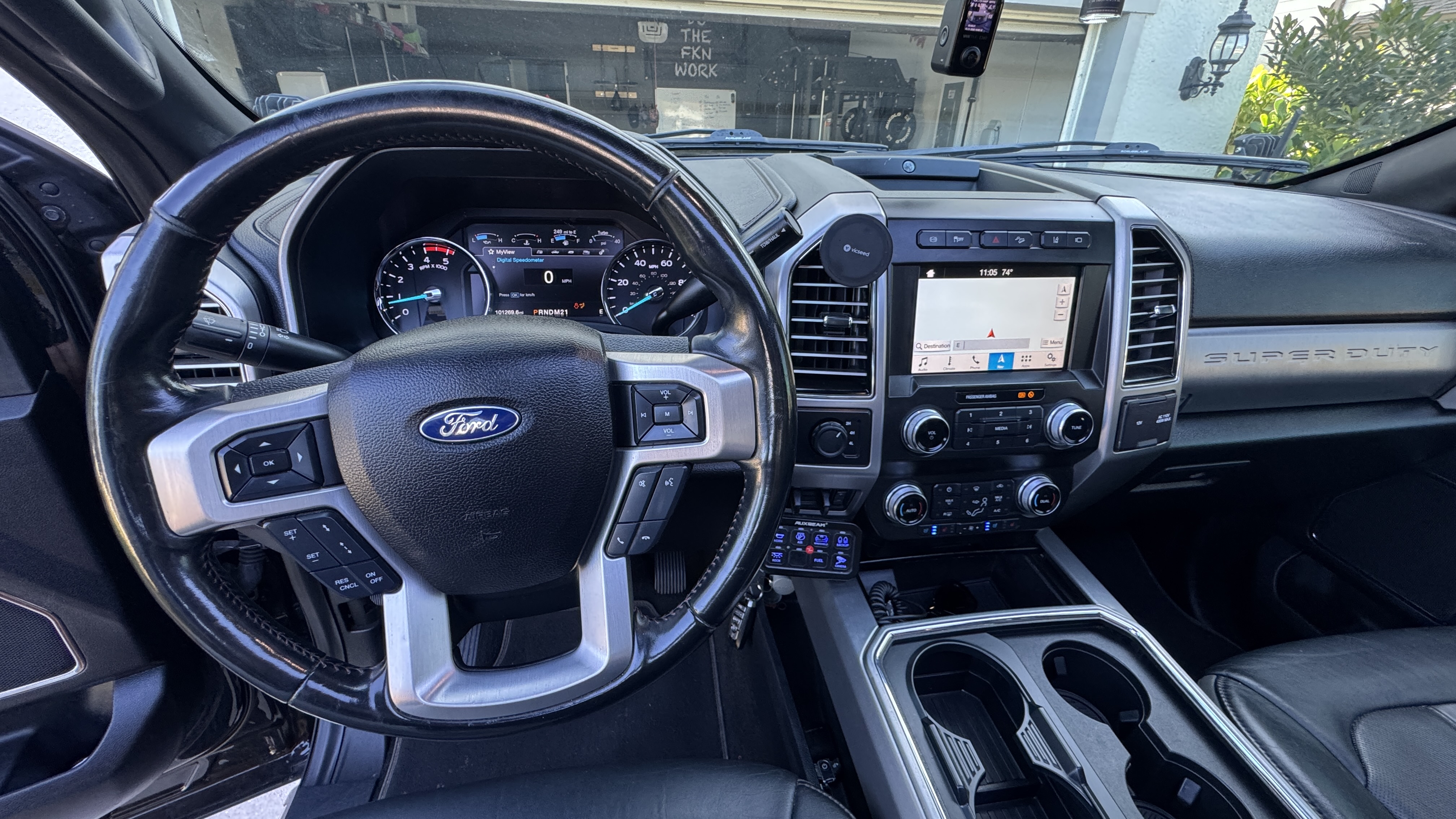 Used 2019 Ford F350 4x4 Crew Cab DRW Super Duty image 20