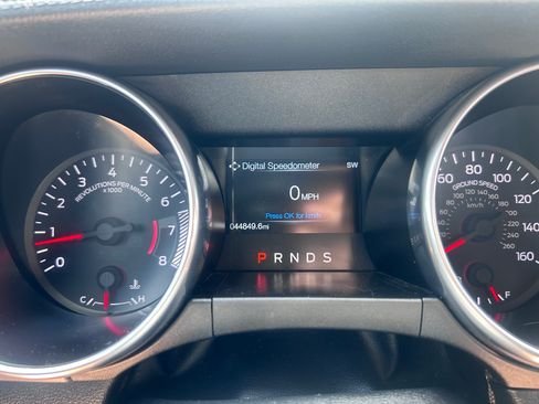 Used 2019 Ford Mustang Premium w/ Ford Safe & Smart Package RWD image 8