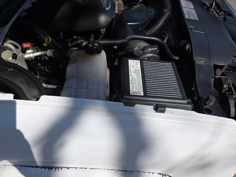 Used 2006 Chevrolet Silverado 3500 2WD Extended Cab image 10