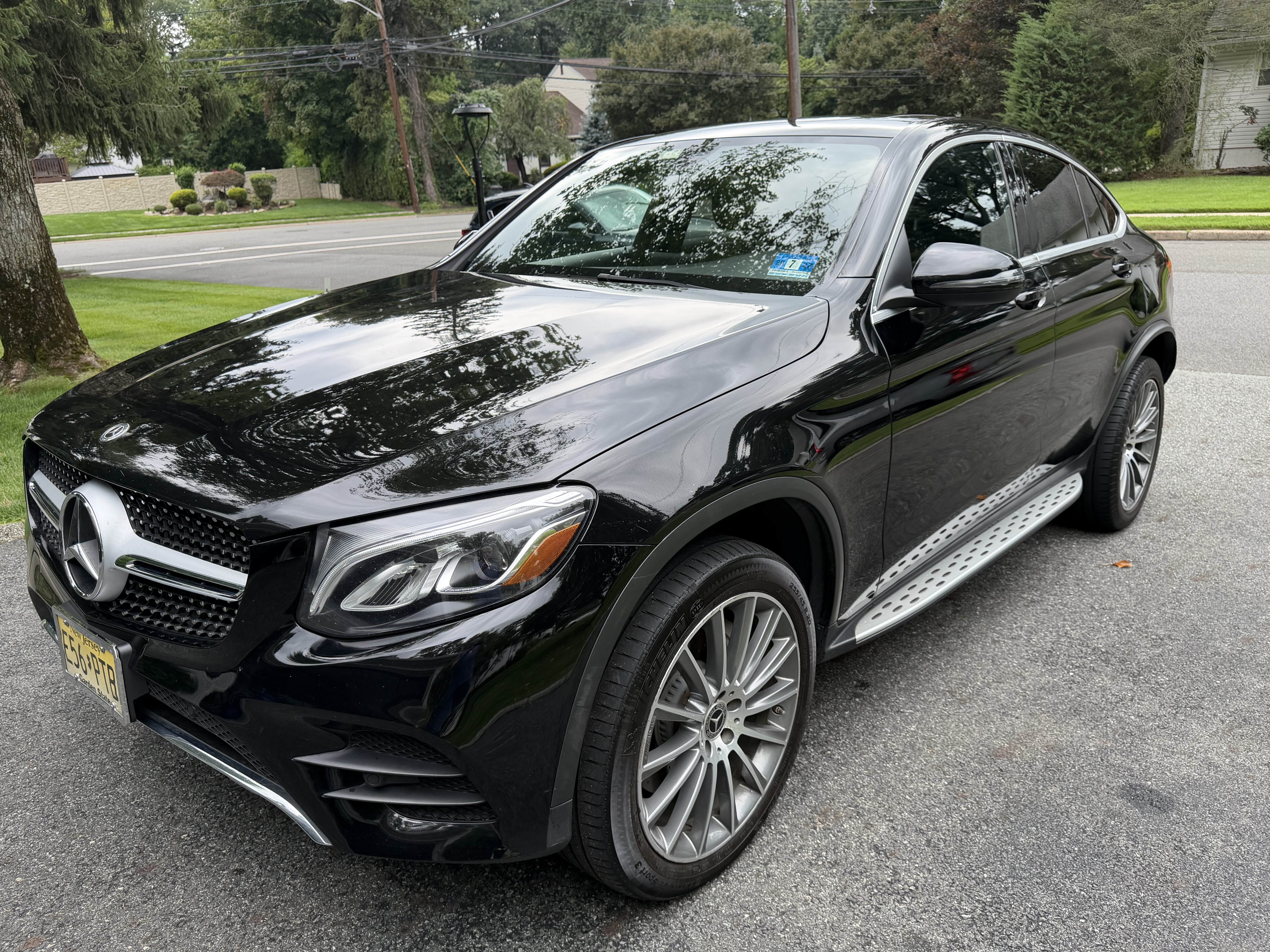 Used 2018 Mercedes-Benz GLC 300 4MATIC Coupe image 1