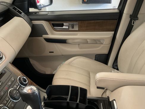 Used 2012 Land Rover Range Rover Sport HSE LUX image 9