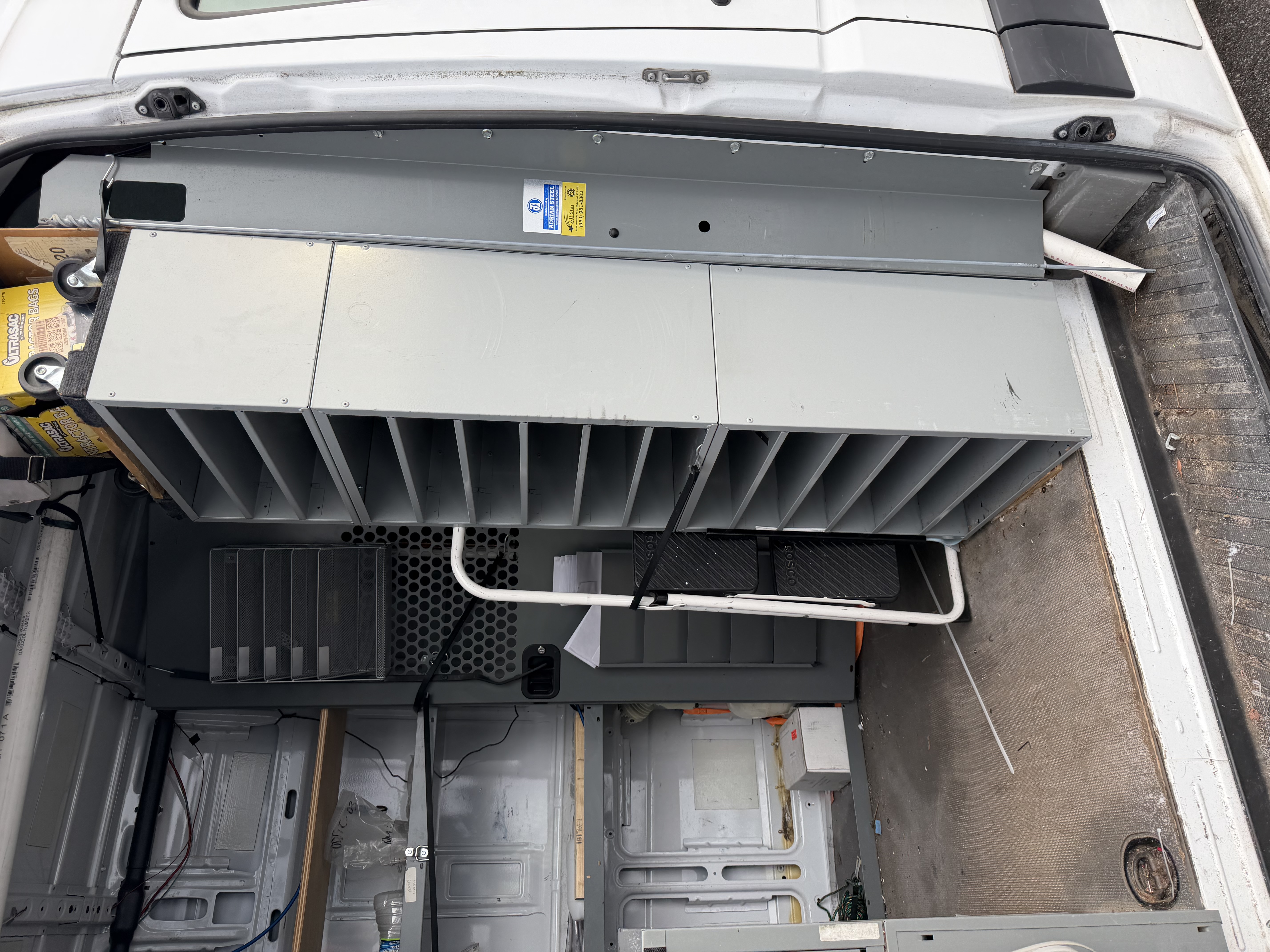 Used 2014 Mercedes-Benz Sprinter 2500 image 13