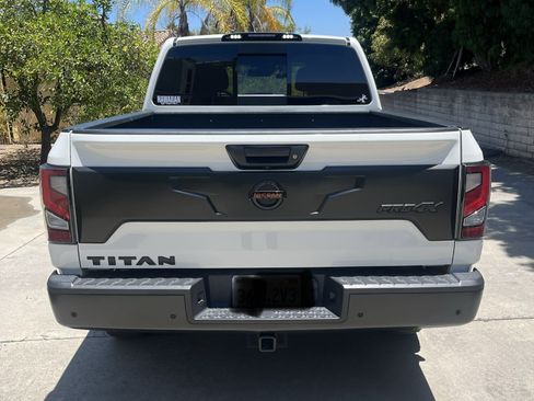 Used 2021 Nissan Titan PRO-4X w/ Off Road Protection Package AWD/4WD image 10