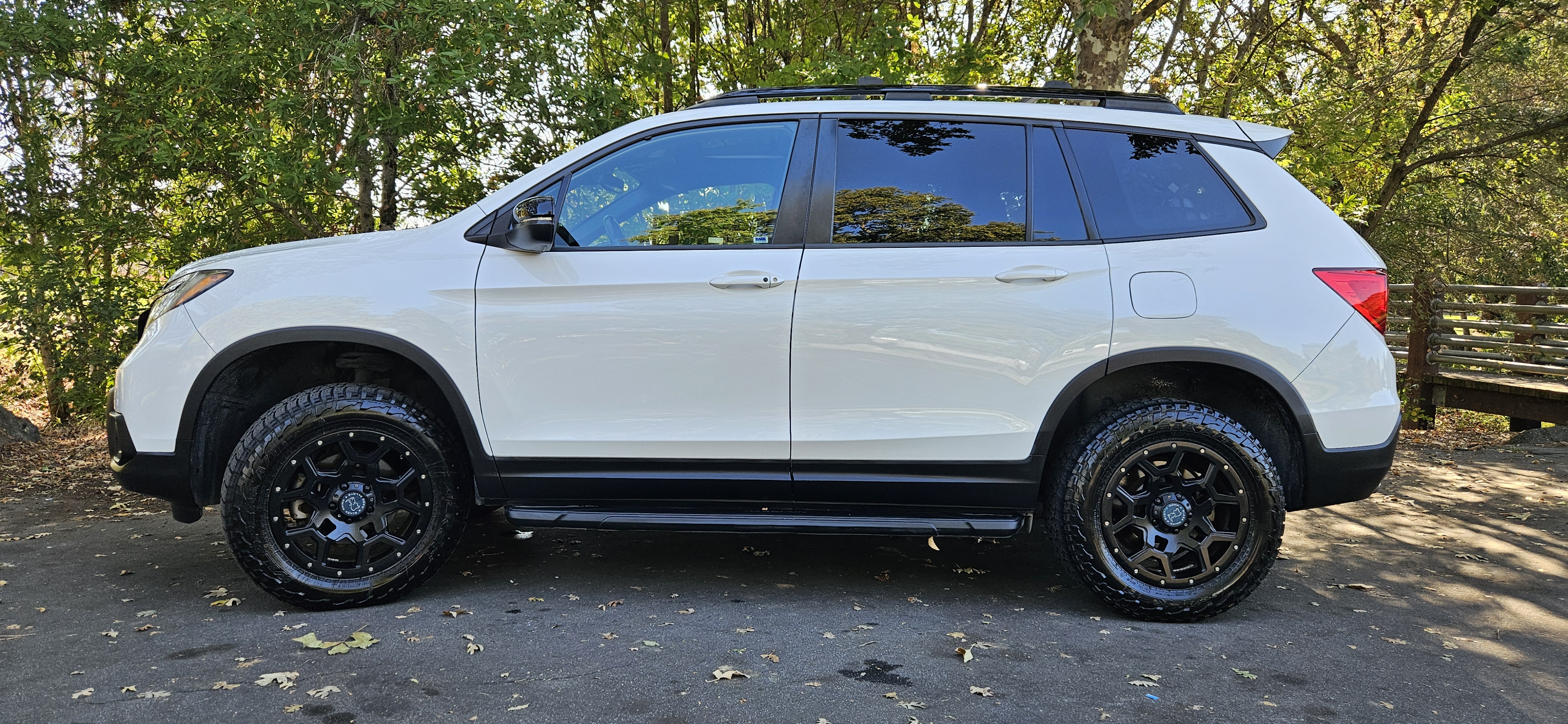 Used 2020 Honda Passport Touring image 1