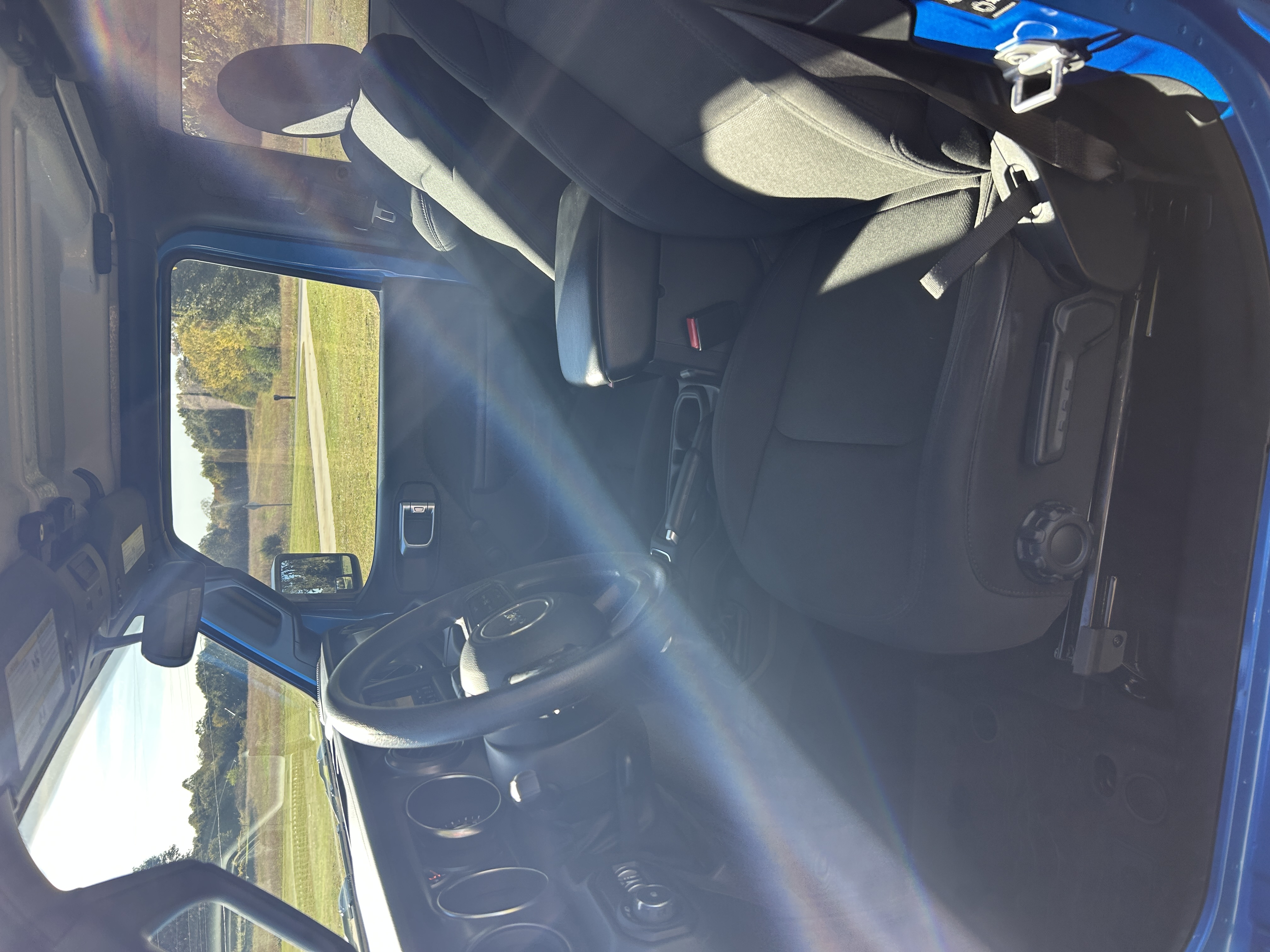 Used 2022 Jeep Wrangler Sport AWD/4WD image 11