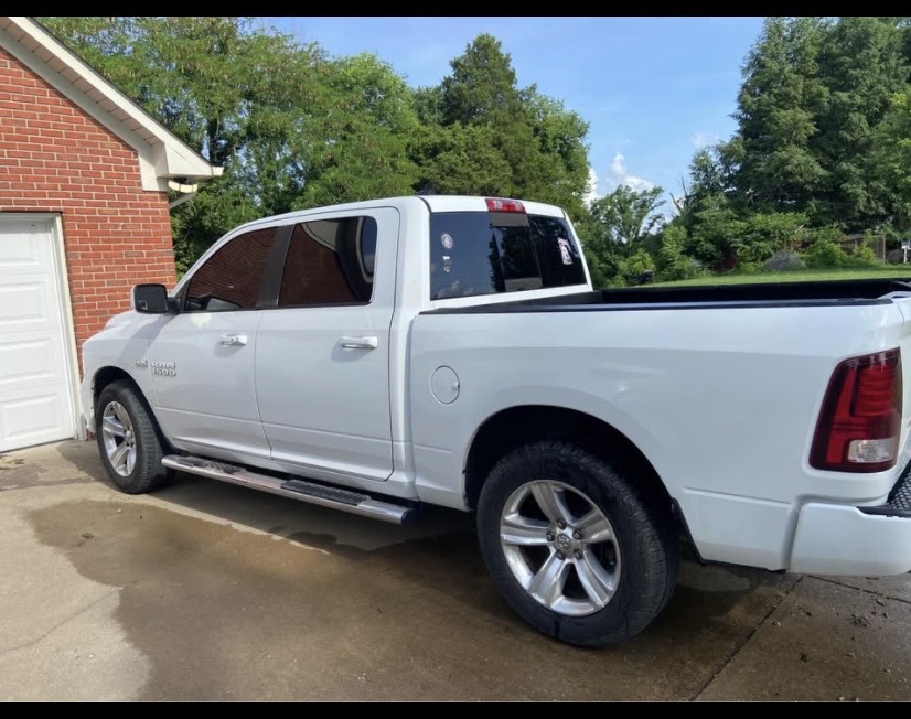Used 2014 RAM 1500 Sport w/ Convenience Group AWD/4WD image 4