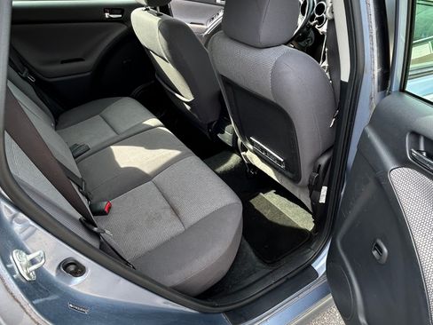 Used 2006 Toyota Matrix XR w/ Extra Value Pkg 1 FWD image 14