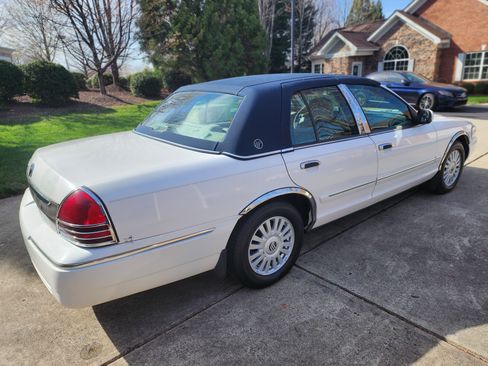 Used 2007 Mercury Grand Marquis LS image 9