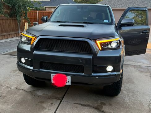 Used 2012 Toyota 4Runner SR5 w/ Premium Pkg w/3rd Row Seat AWD/4WD image 20