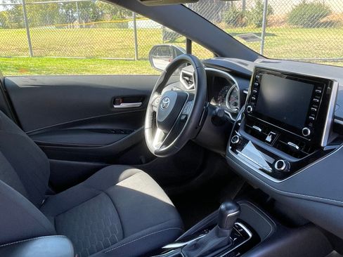 Used 2019 Toyota Corolla SE w/ Carpet Mat Package FWD image 13